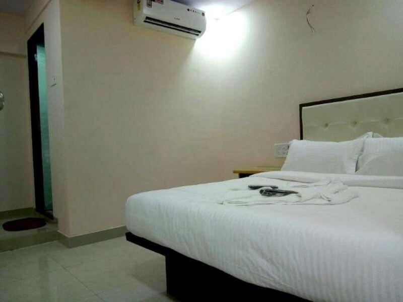 Sai Leela Grand Hotell Mumbai Exteriör bild