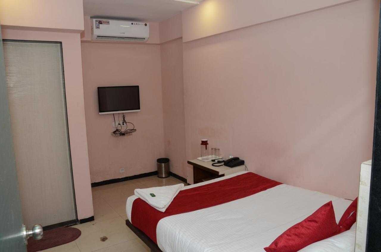 Sai Leela Grand Hotell Mumbai Exteriör bild