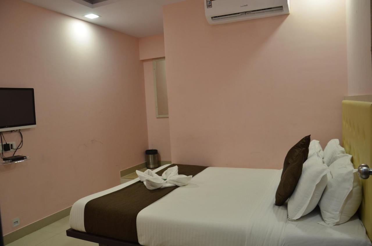 Sai Leela Grand Hotell Mumbai Exteriör bild