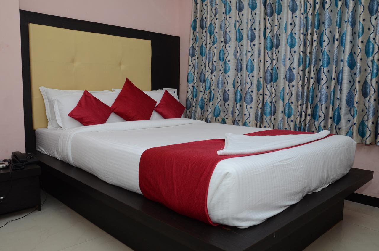 Sai Leela Grand Hotell Mumbai Exteriör bild