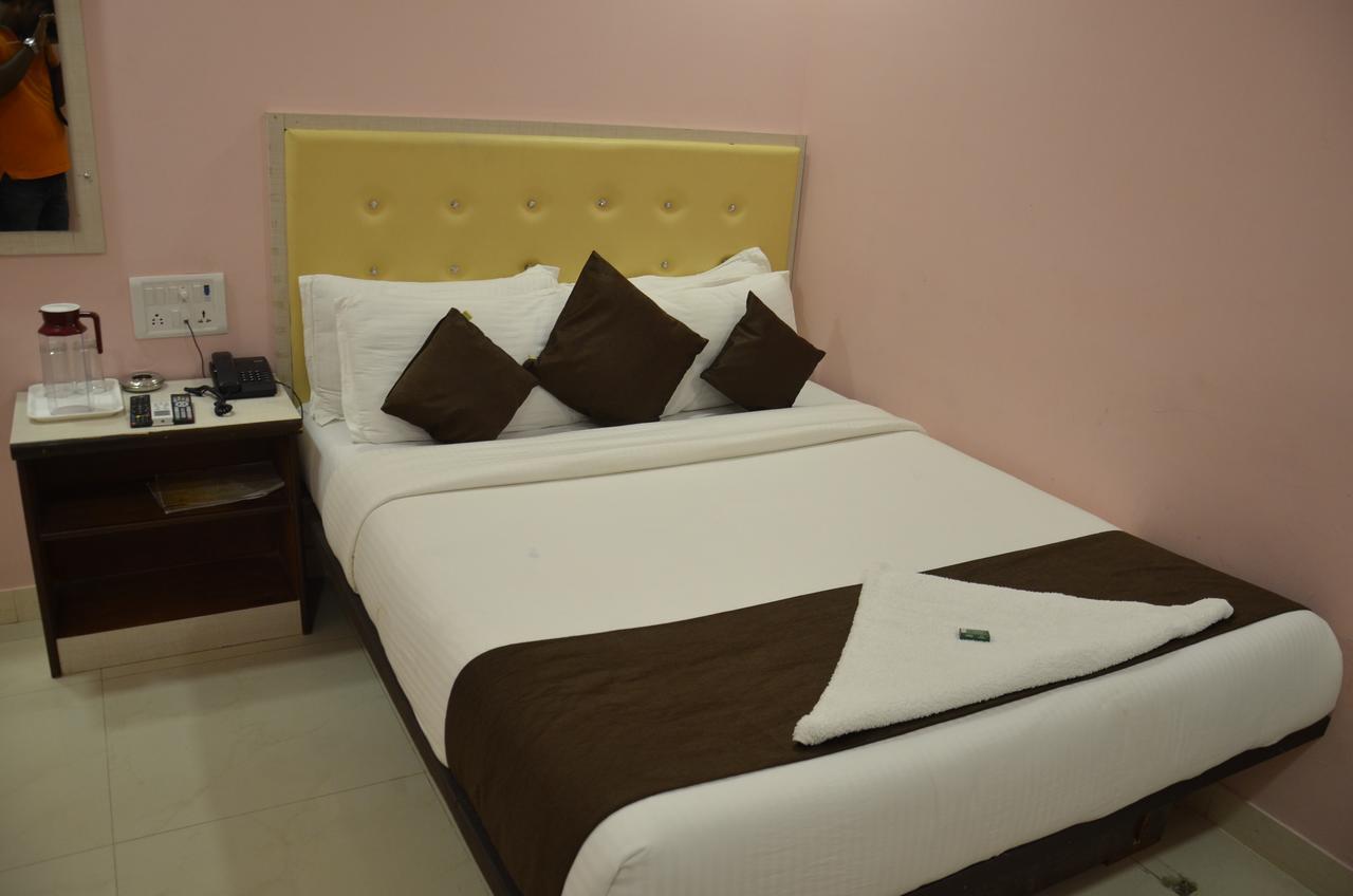 Sai Leela Grand Hotell Mumbai Exteriör bild