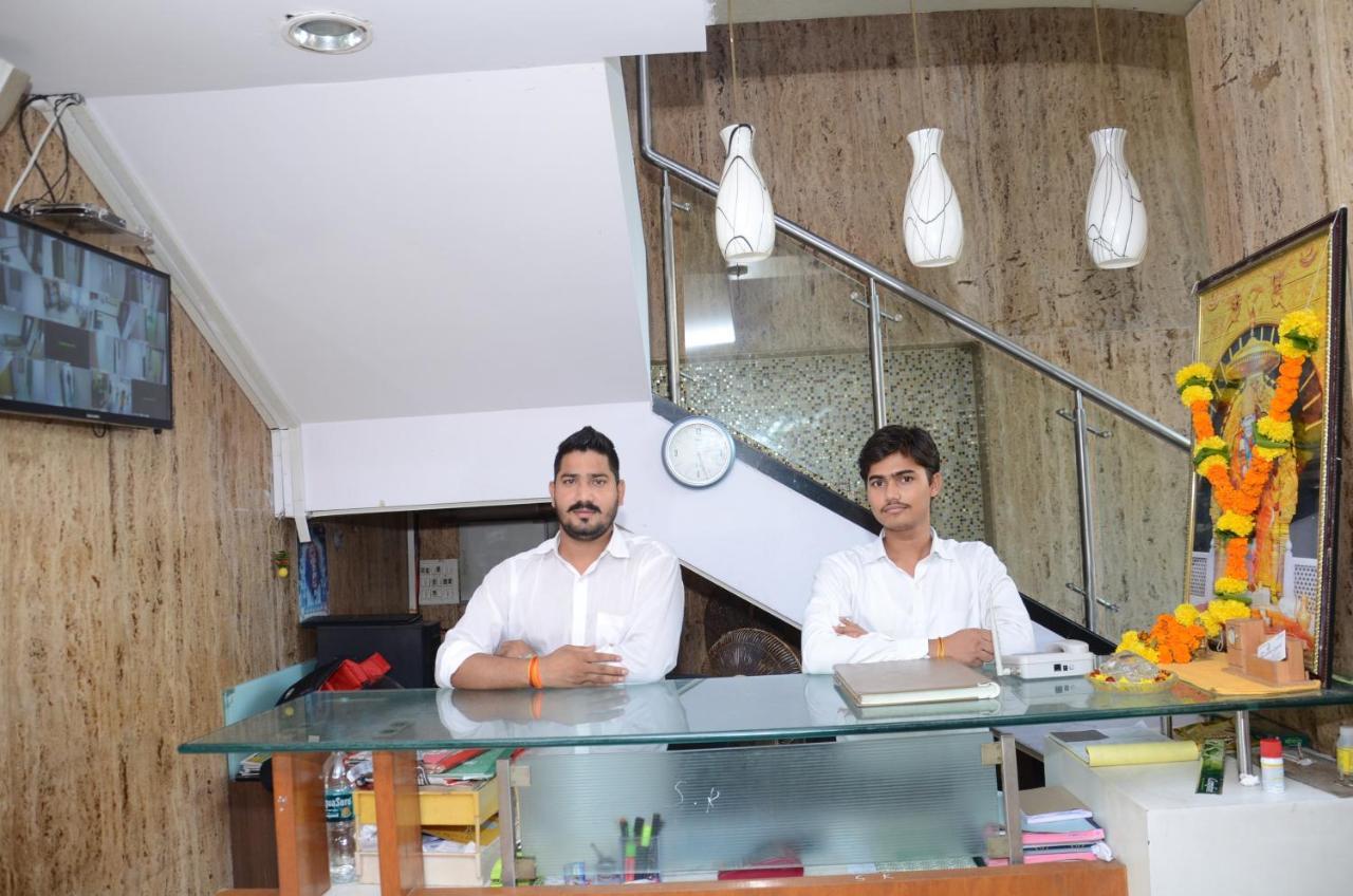 Sai Leela Grand Hotell Mumbai Exteriör bild